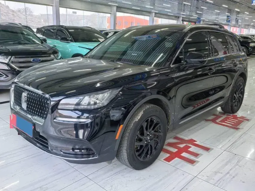 2021 LINCOLN CORSAIR view 1