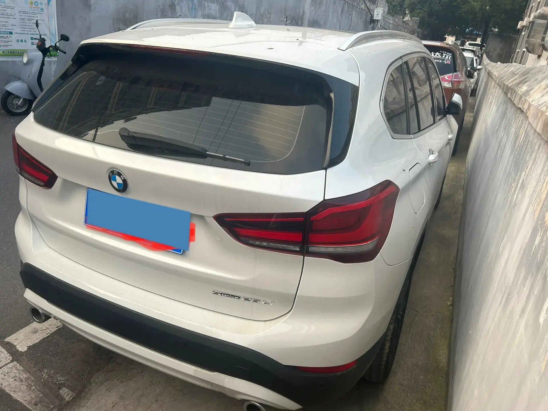 2022 BMW X1 thumbnail 2