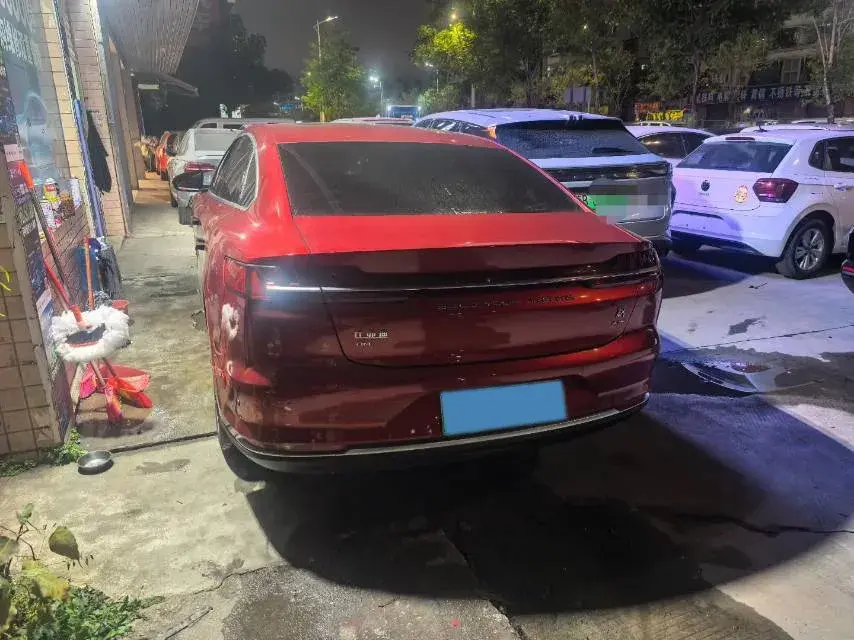 2020 BYD HAN thumbnail 2