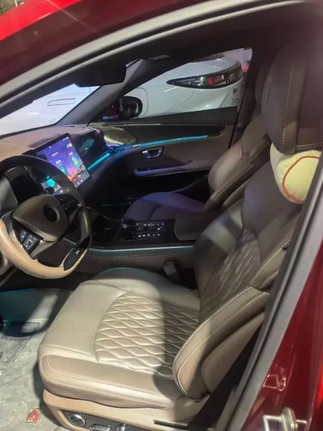 2020 BYD HAN thumbnail 4