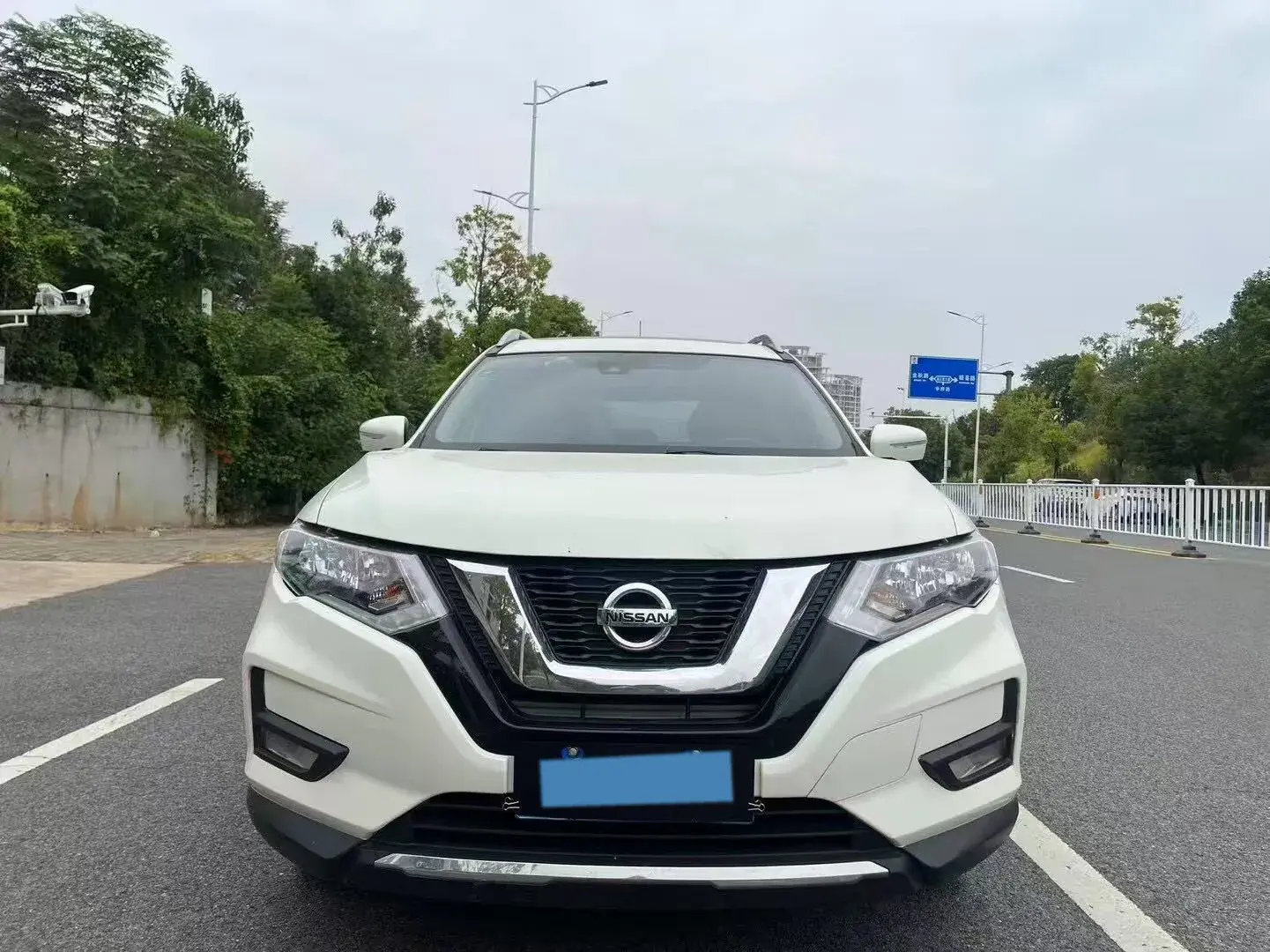 2020 NISSAN X-TRAIL thumbnail 2
