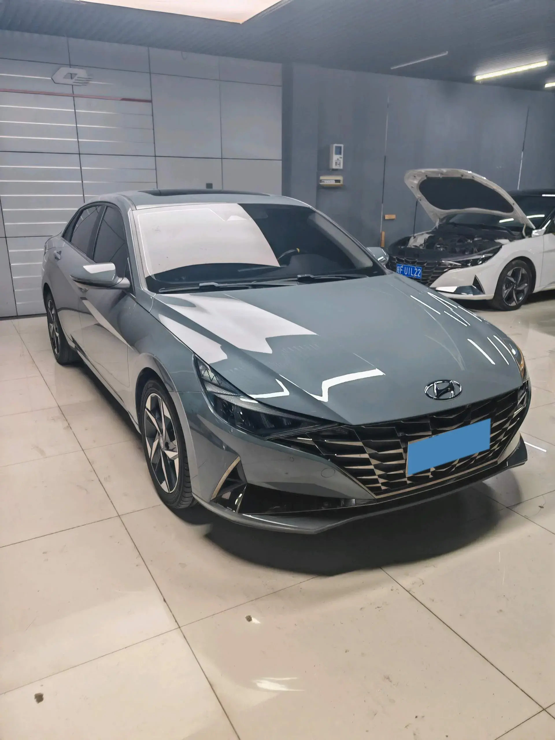 2022 HYUNDAI ELANTRA thumbnail 4