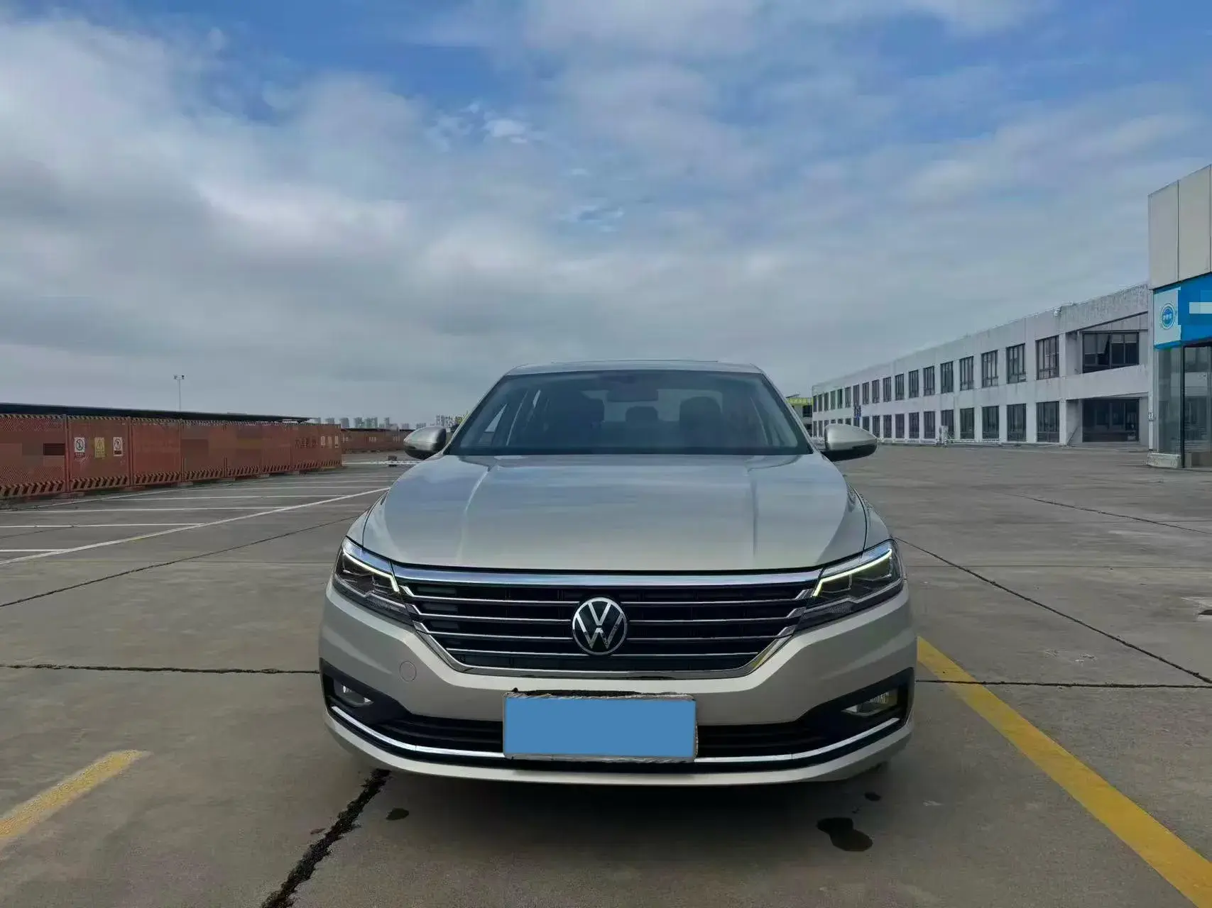 2021 VOLKSWAGEN LAVIDA thumbnail 2