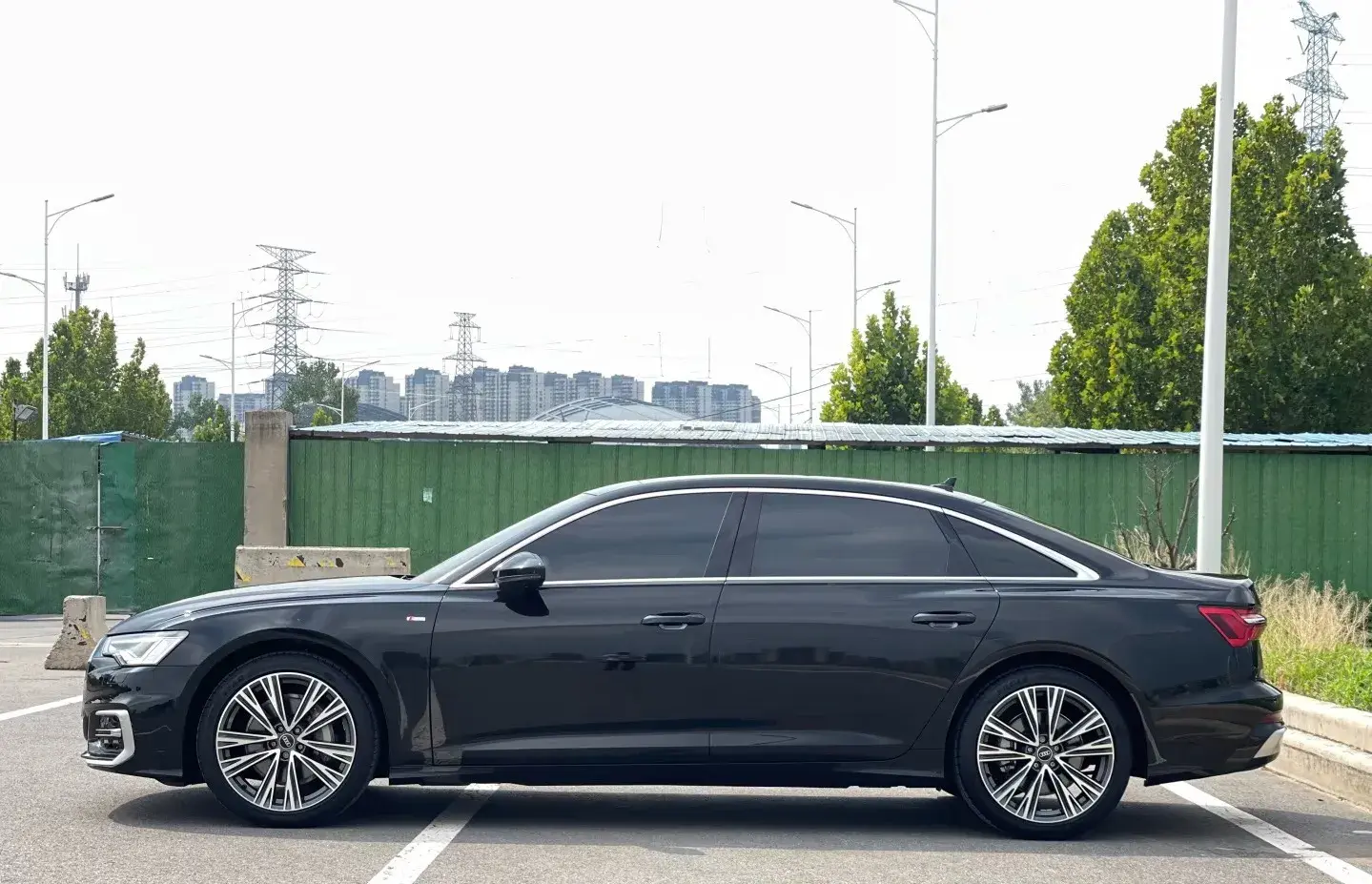 2023 AUDI A6L thumbnail 3