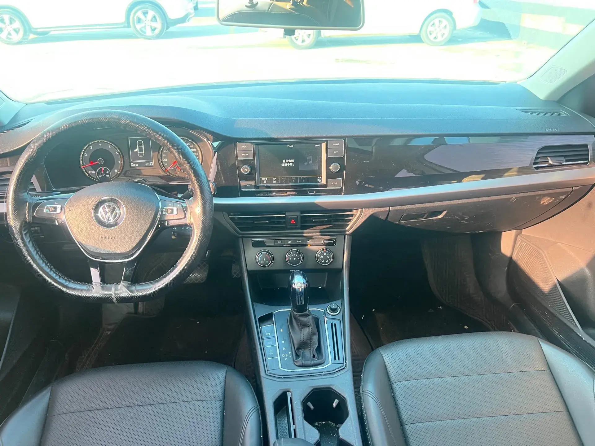 2018 VOLKSWAGEN LAVIDA thumbnail 4