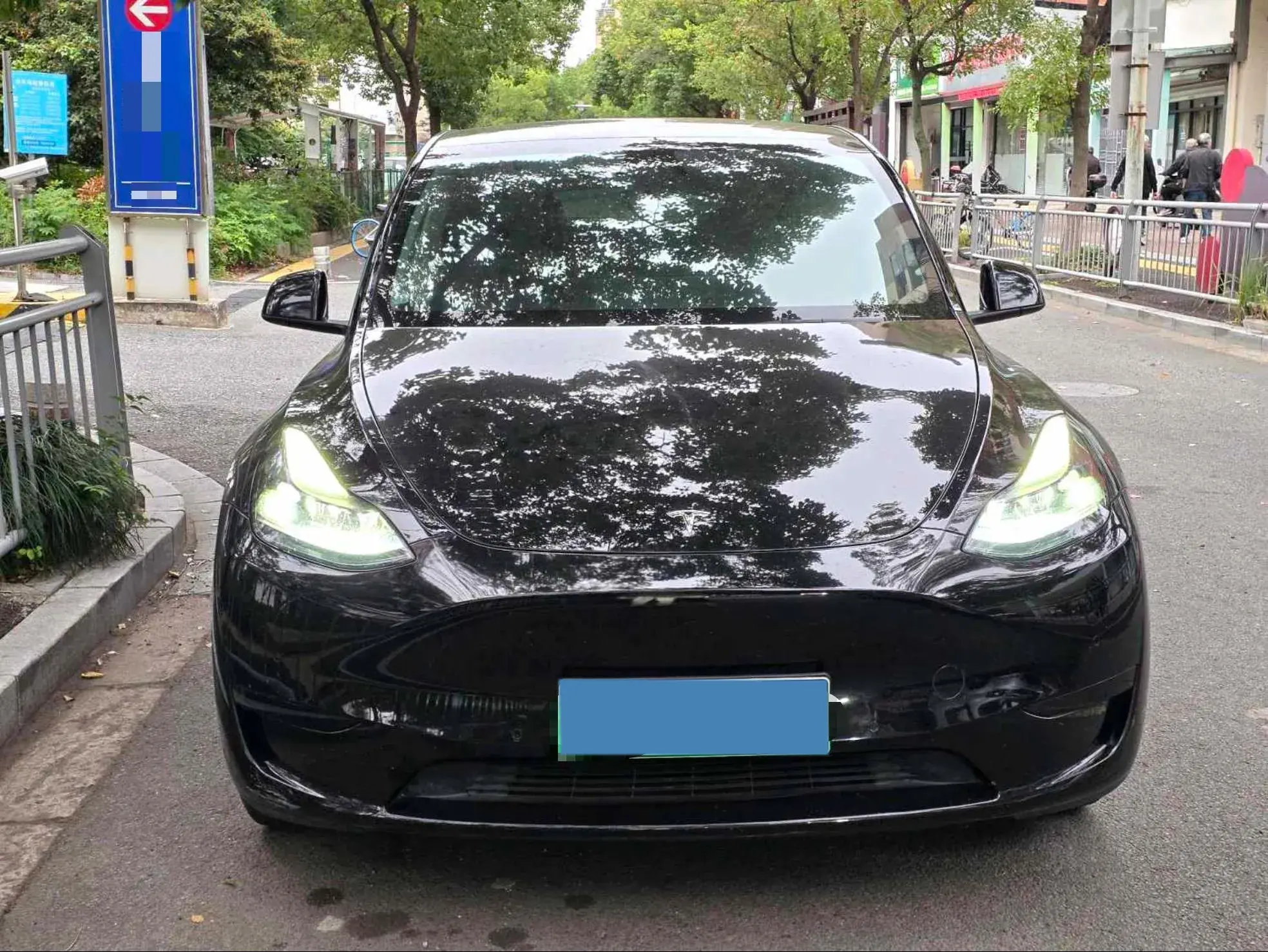 2022 TESLA MODEL thumbnail 2