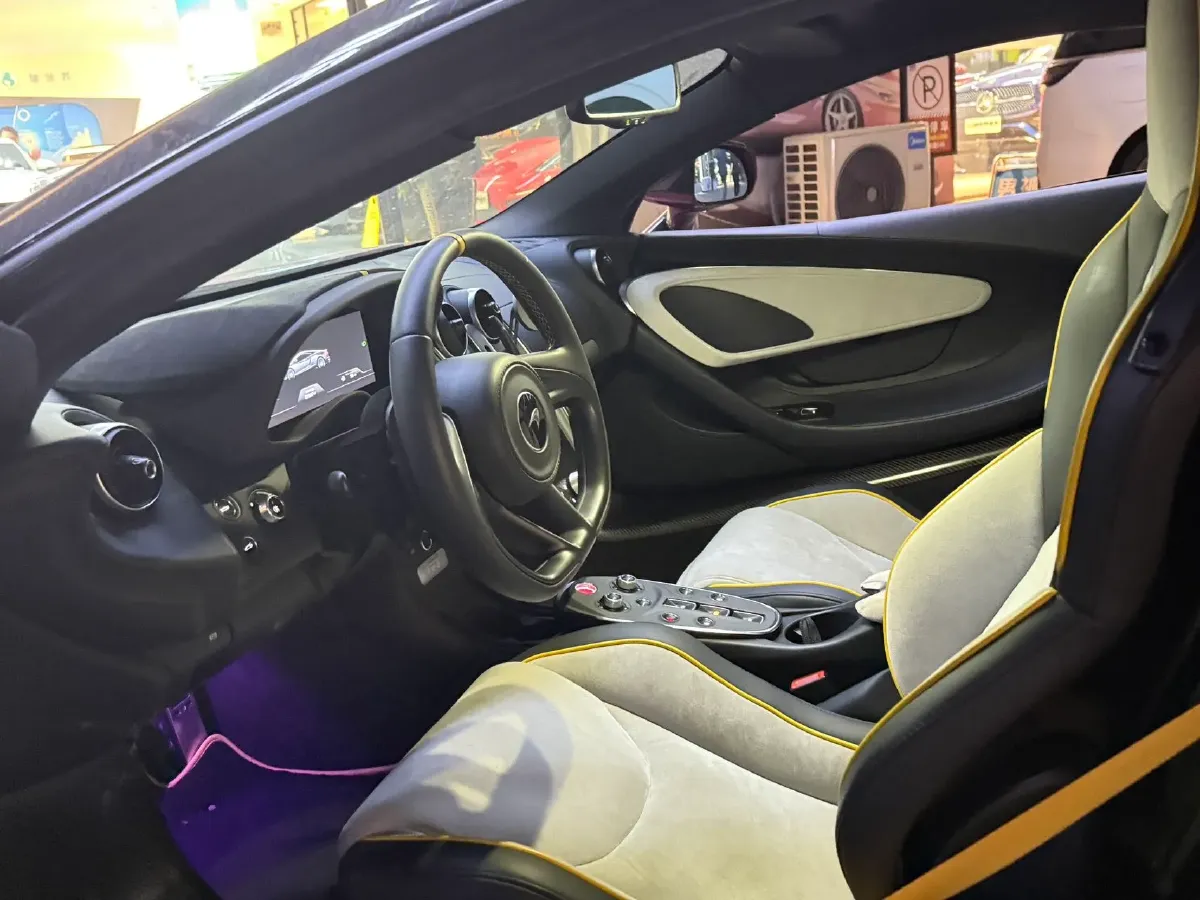 2022 McLaren GT 4.0T 620HP V8 7DCT,autocango,china used car exporter,china ev exporter,chinese used car exporter,chinese used ev exporter