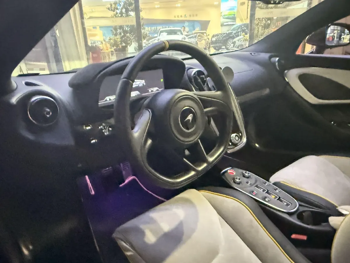 2022 McLaren GT 4.0T 620HP V8 7DCT,autocango,china used car exporter,china ev exporter,chinese used car exporter,chinese used ev exporter