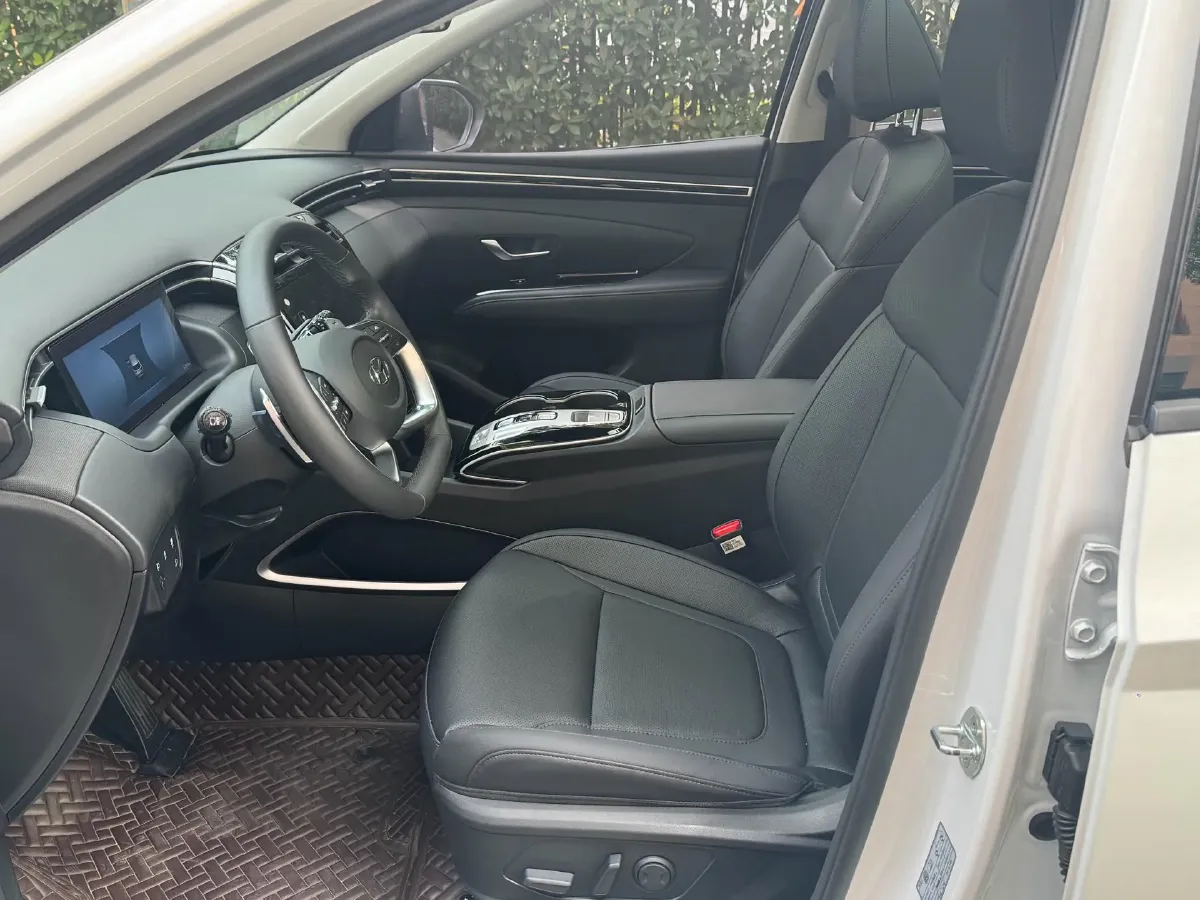 2021 Hyundai Tucson 1.5T 200HP L4 7DCT,autocango,china used car exporter,china ev exporter,chinese used car exporter,chinese used ev exporter