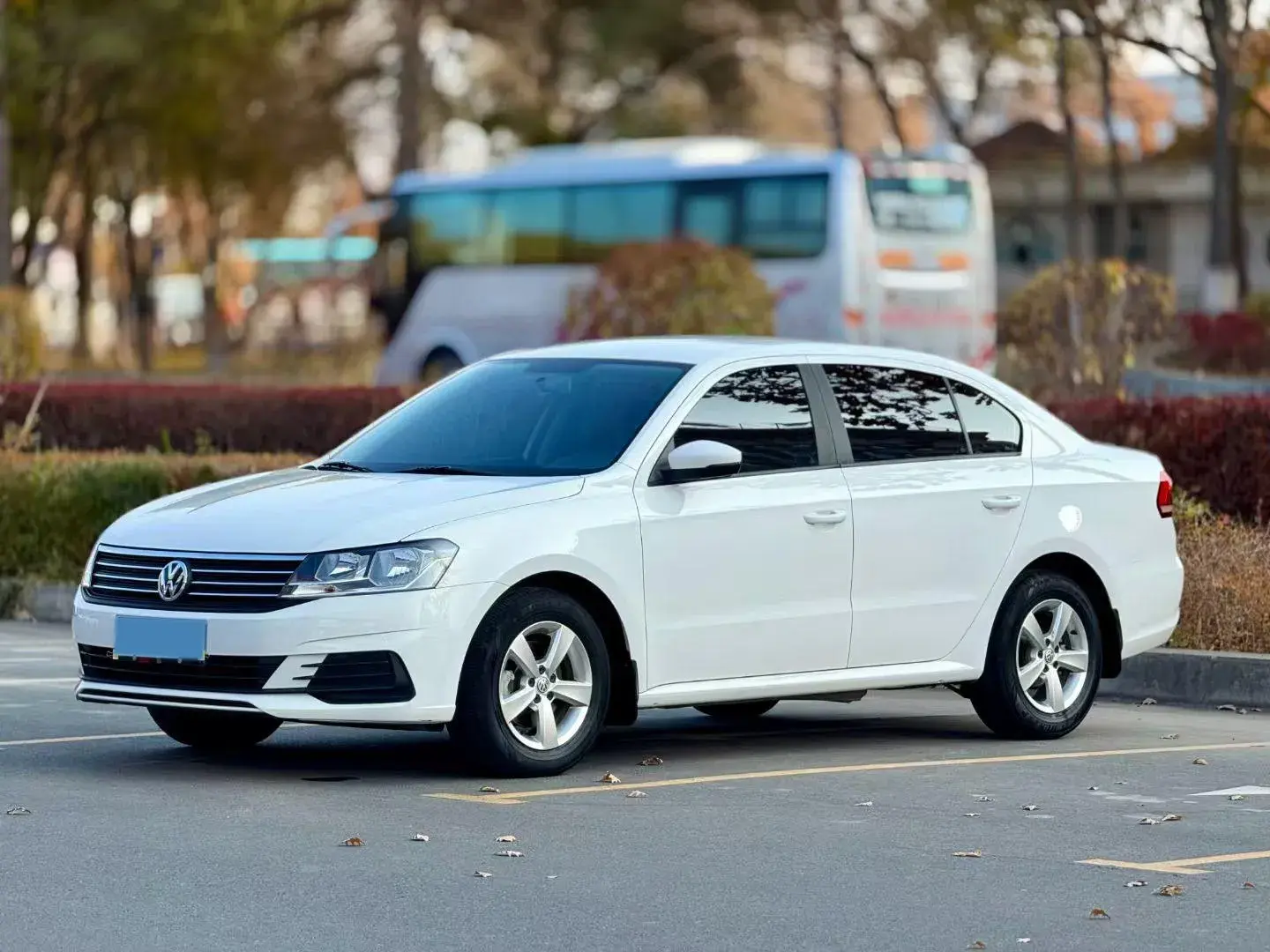 2018 VOLKSWAGEN LAVIDA view 1