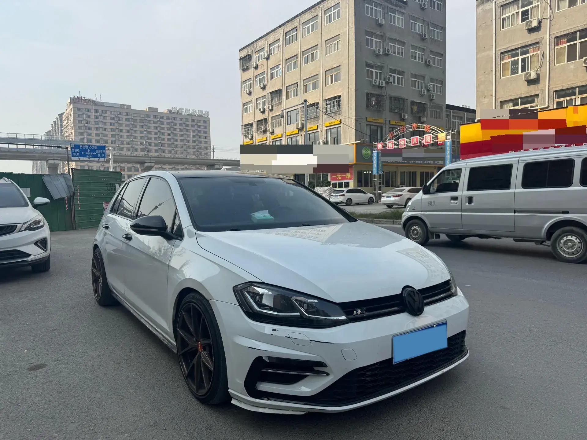 2018 VOLKSWAGEN GOLF thumbnail 2