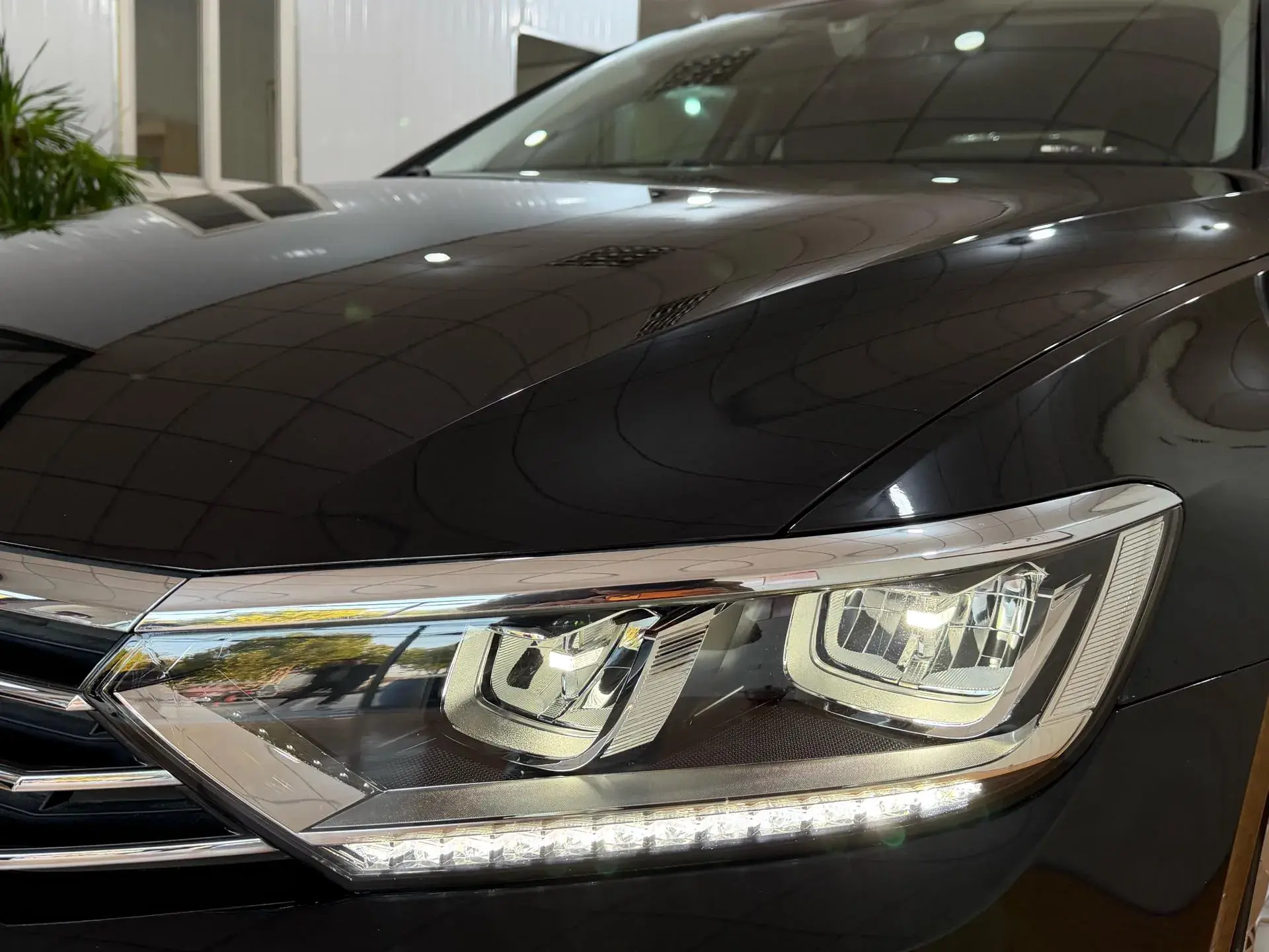 2019 VOLKSWAGEN MAGOTAN thumbnail 4