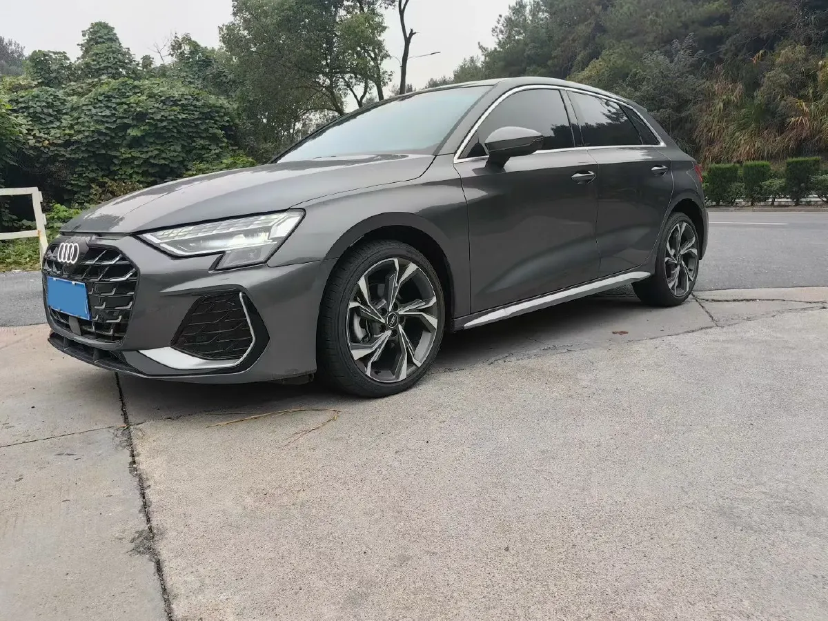 2025 Audi A3 1.5T 160HP L4 7DCT,autocango,china used car exporter,china ev exporter,chinese used car exporter,chinese used ev exporter