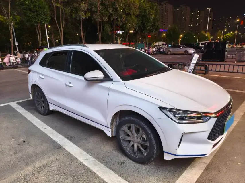 2021 BYD E3 thumbnail 4