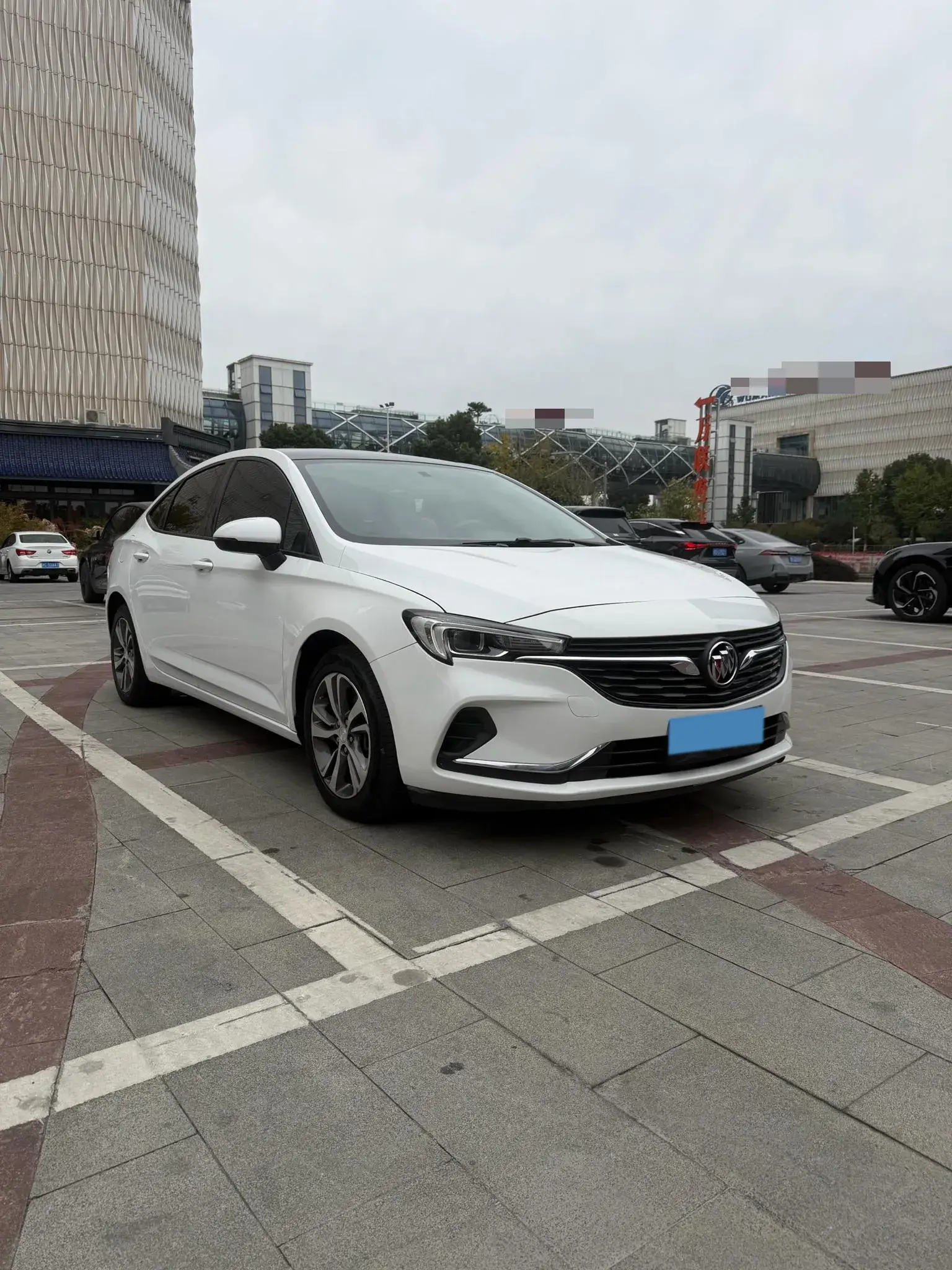 2020 BUICK VERANO thumbnail 3