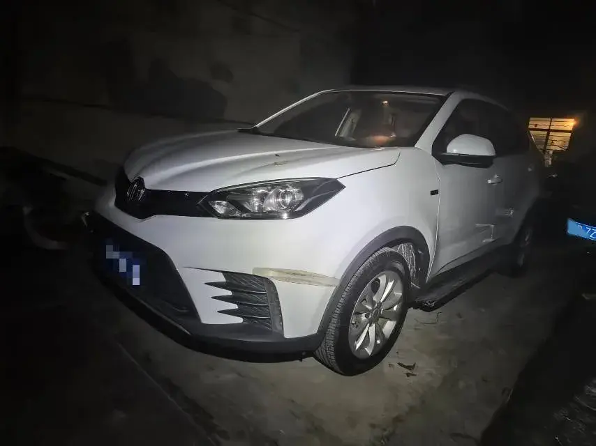 2017 MG GS 1.5T 169HP L4 7DCT