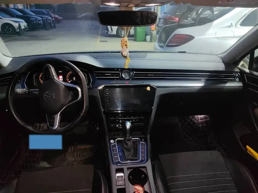 2023 VOLKSWAGEN MAGOTAN thumbnail 2