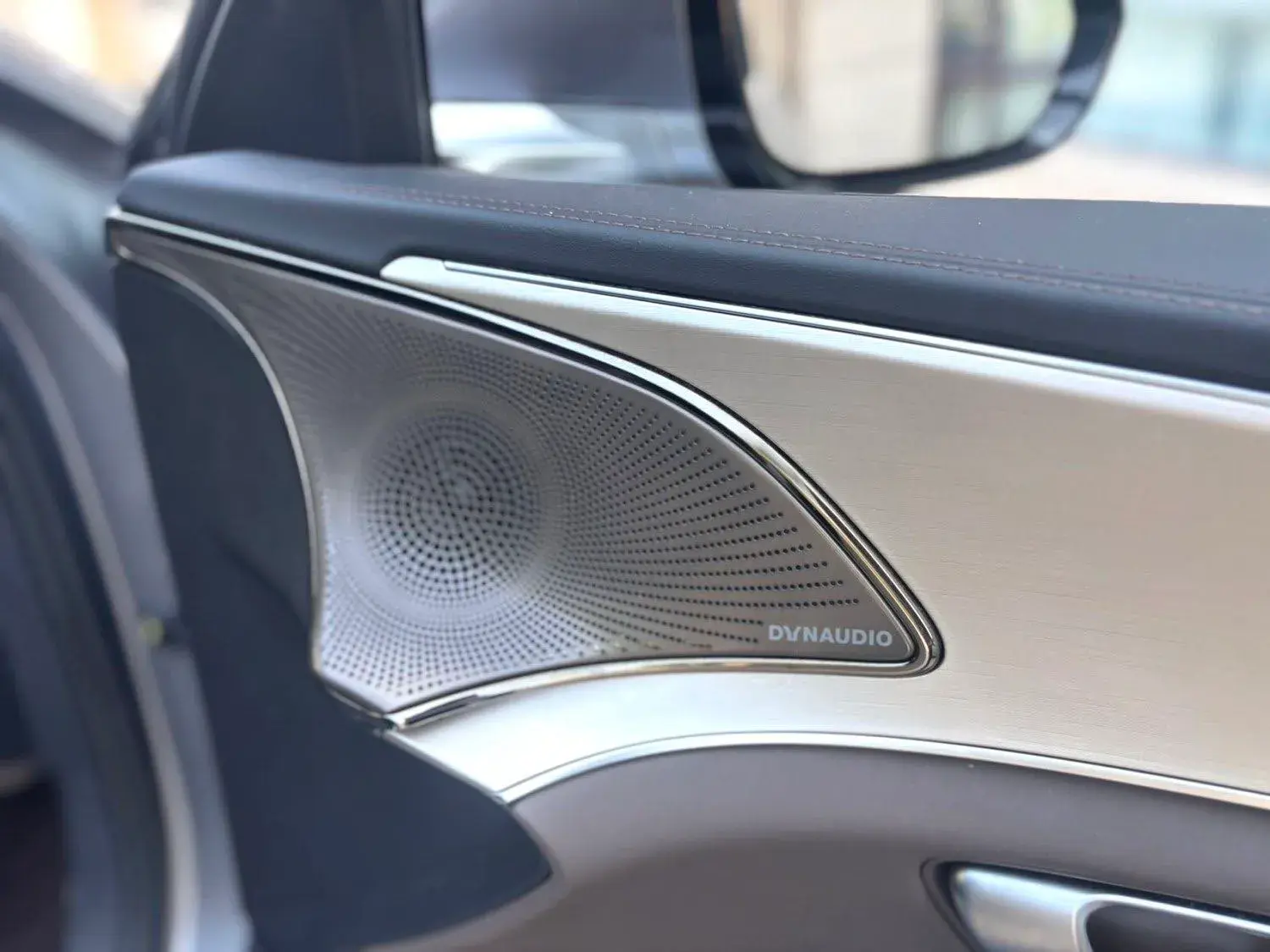 2023 BYD HAN thumbnail 4