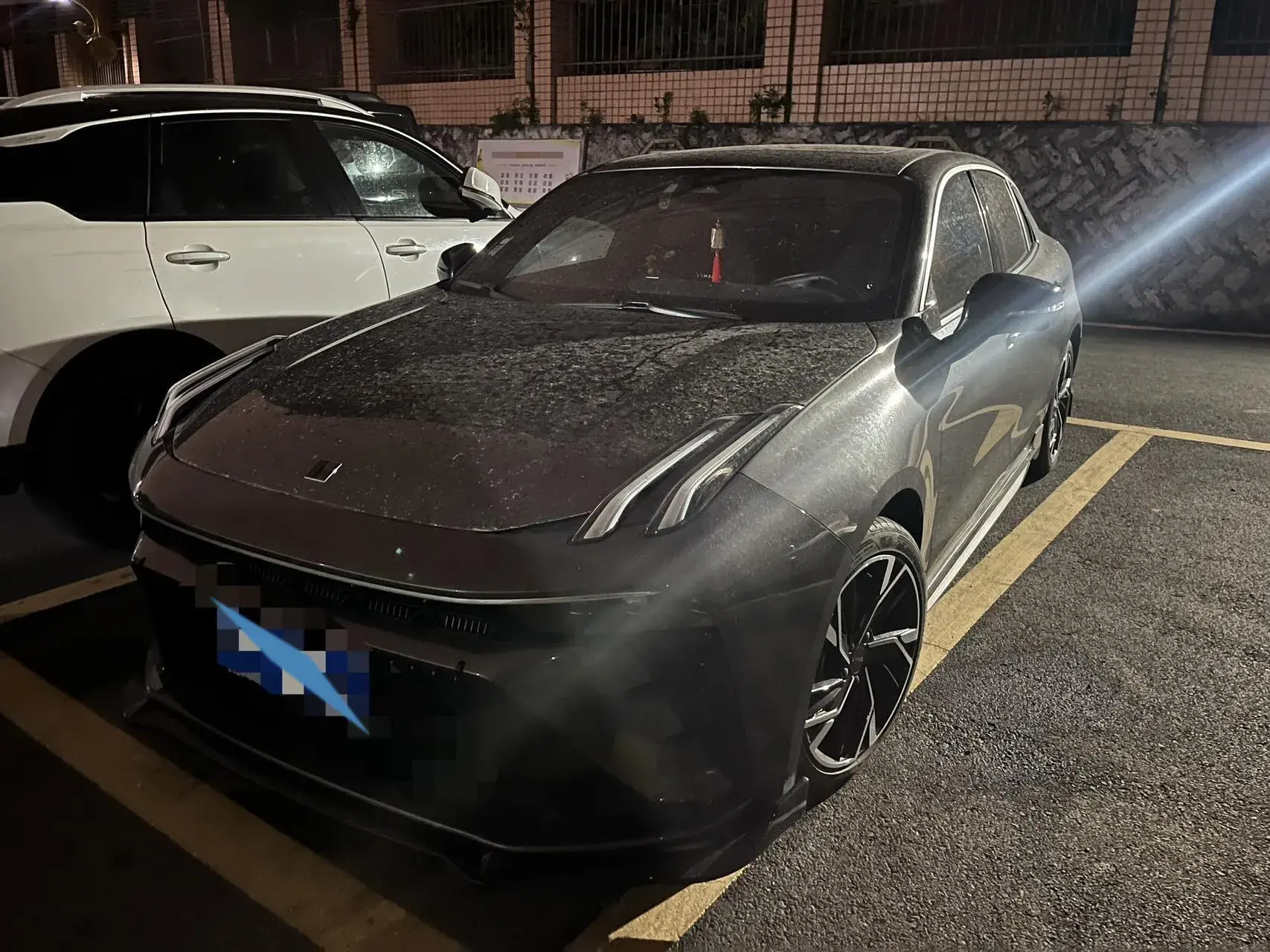 2023 LYNK&CO 03 view 1