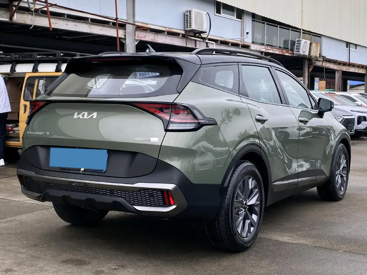2023 Kia Sportage 2.0L 150HP L4 6AT Hybrid,autocango,china used car exporter,china ev exporter,chinese used car exporter,chinese used ev exporter