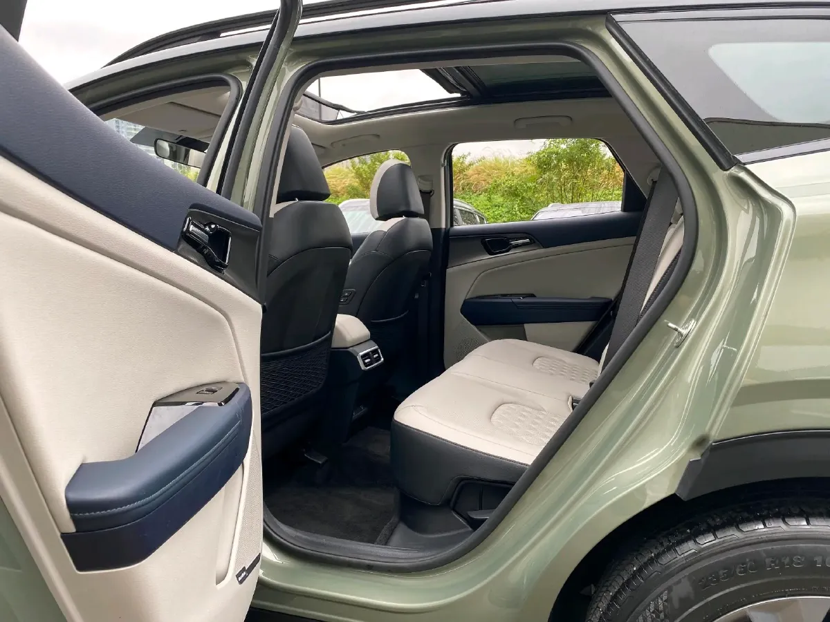 2023 Kia Sportage 2.0L 150HP L4 6AT Hybrid,autocango,china used car exporter,china ev exporter,chinese used car exporter,chinese used ev exporter