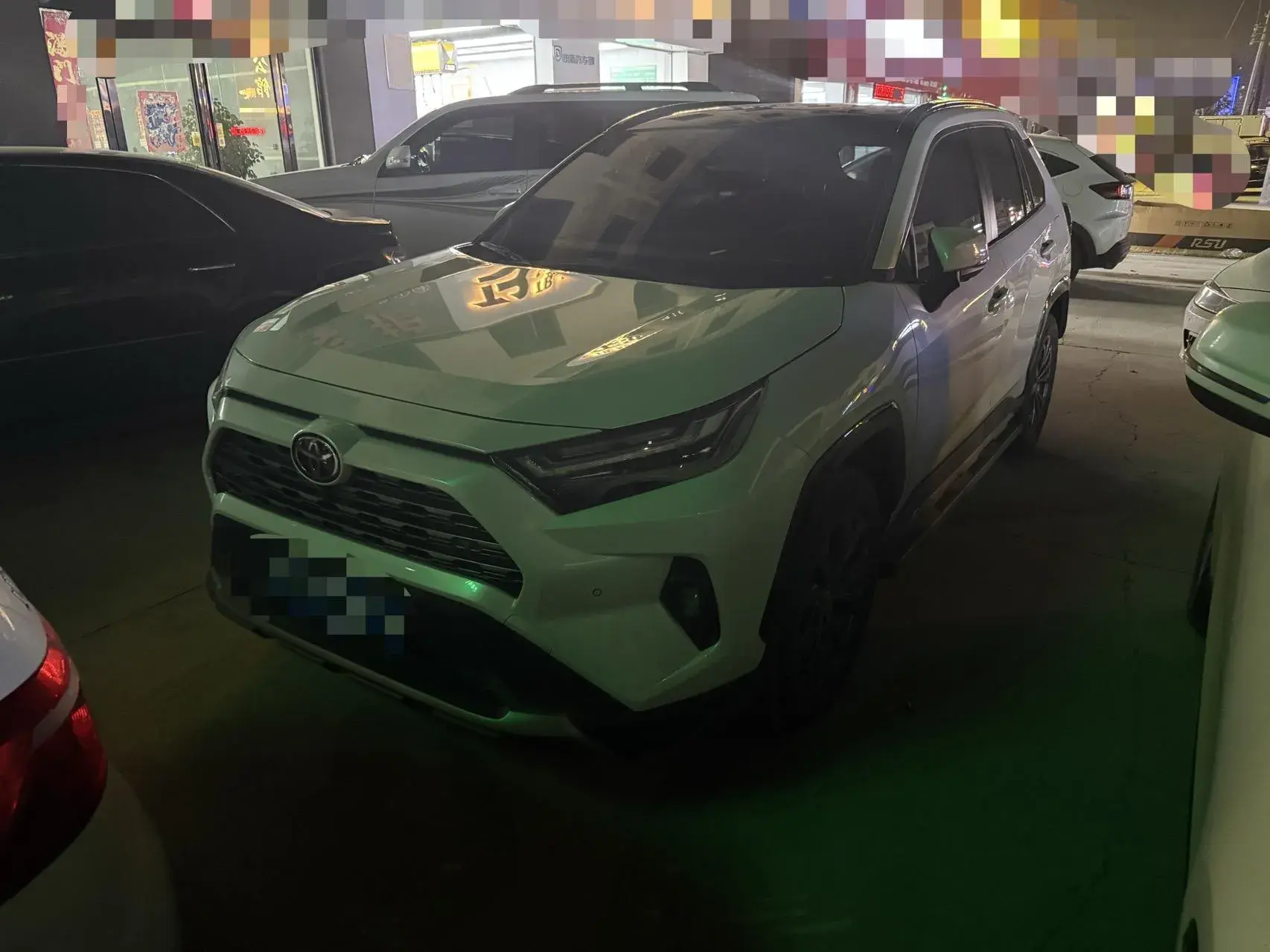 2024 TOYOTA RAV4 view 1