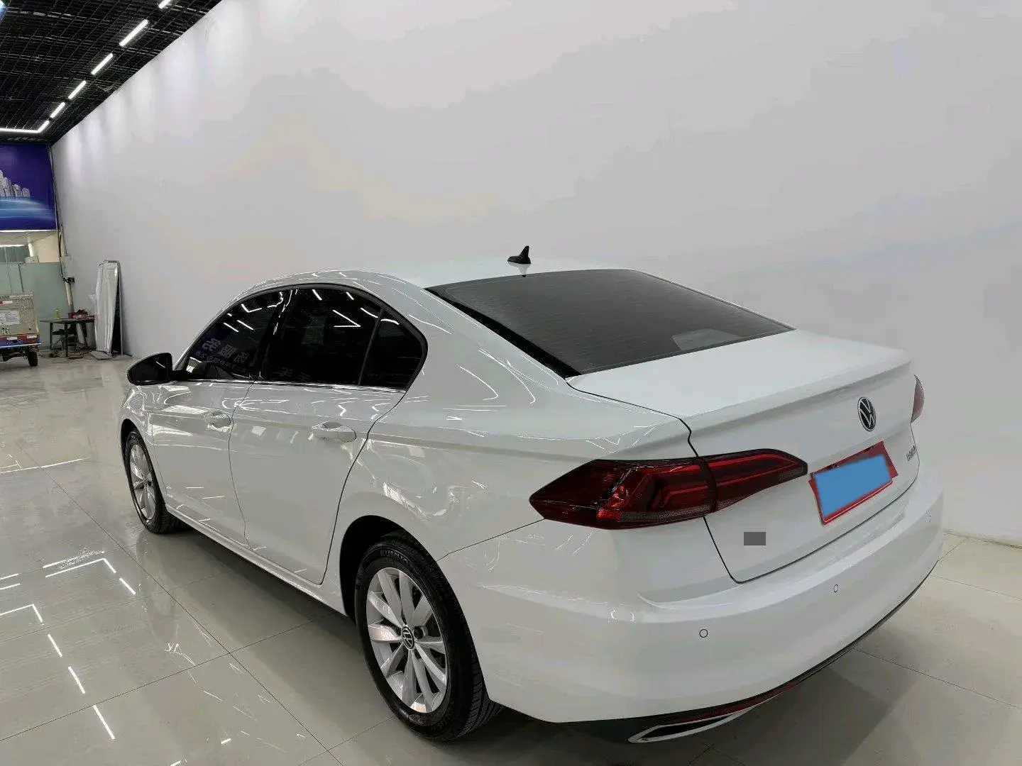 2021 VOLKSWAGEN BORA thumbnail 4