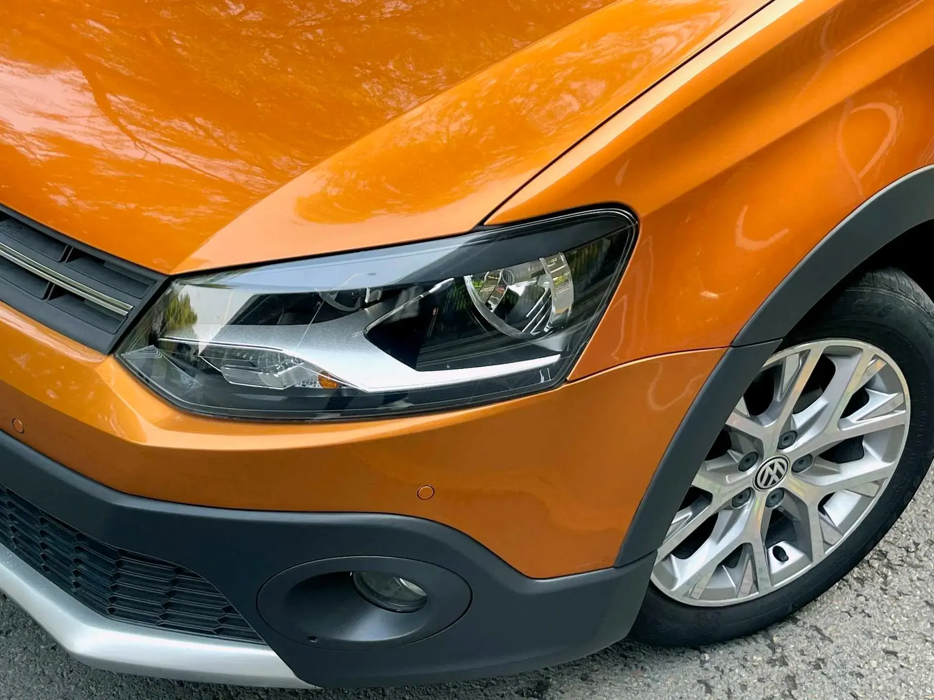2016 VOLKSWAGEN POLO thumbnail 4