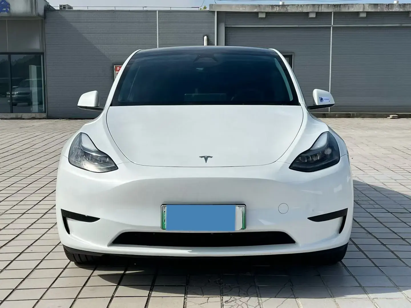 2024 TESLA MODEL thumbnail 2