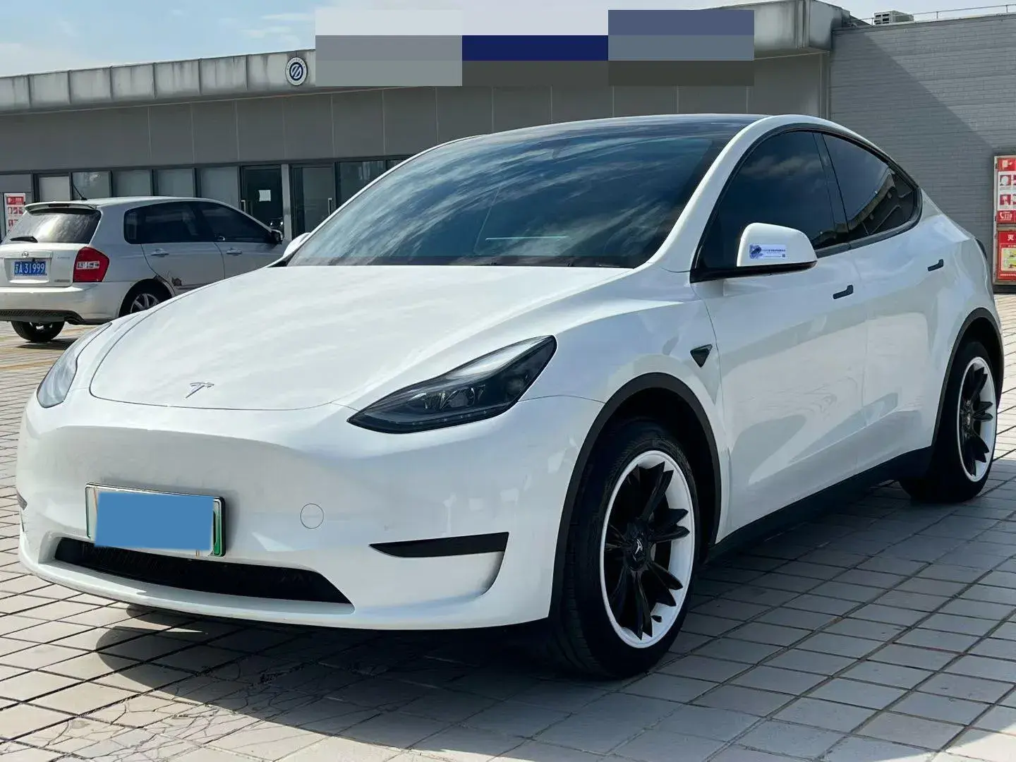 2024 TESLA MODEL view 1