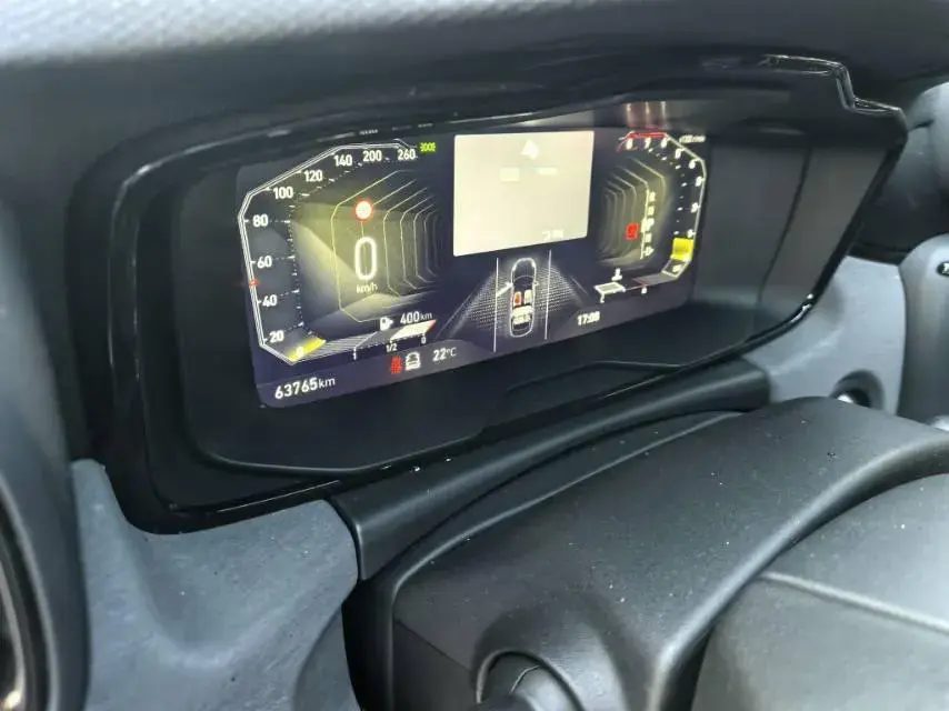 2022 LYNK&CO 03 thumbnail 3