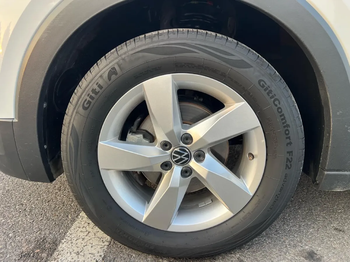 2023 Volkswagen T-Cross 1.5L 110HP L4 6AT,autocango,china used car exporter,china ev exporter,chinese used car exporter,chinese used ev exporter