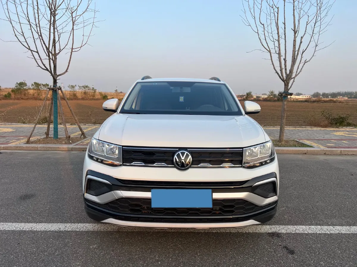 2023 Volkswagen T-Cross 1.5L 110HP L4 6AT,autocango,china used car exporter,china ev exporter,chinese used car exporter,chinese used ev exporter