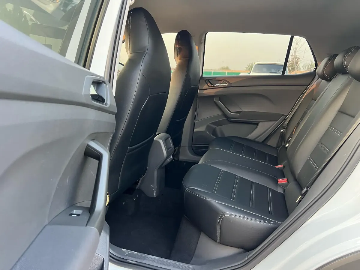 2023 Volkswagen T-Cross 1.5L 110HP L4 6AT,autocango,china used car exporter,china ev exporter,chinese used car exporter,chinese used ev exporter
