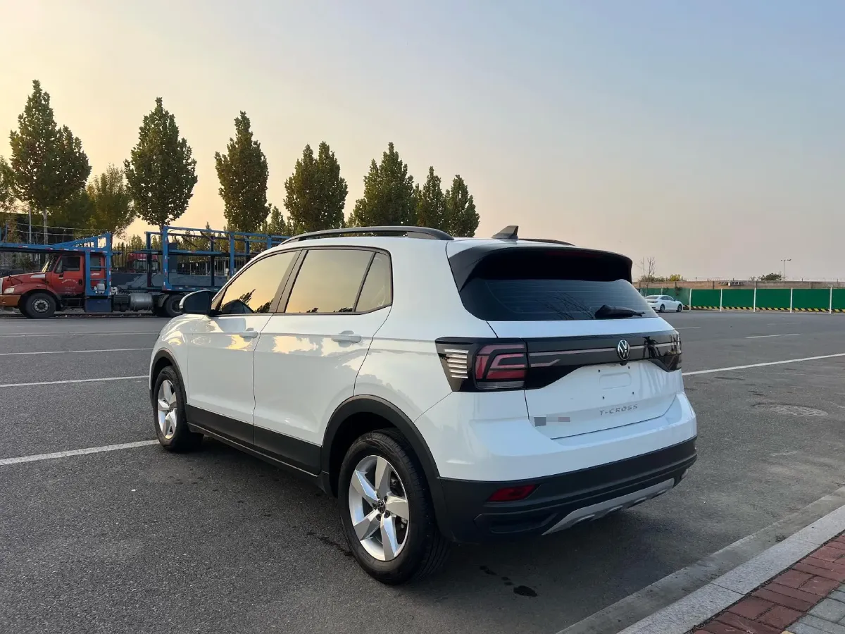2023 Volkswagen T-Cross 1.5L 110HP L4 6AT,autocango,china used car exporter,china ev exporter,chinese used car exporter,chinese used ev exporter