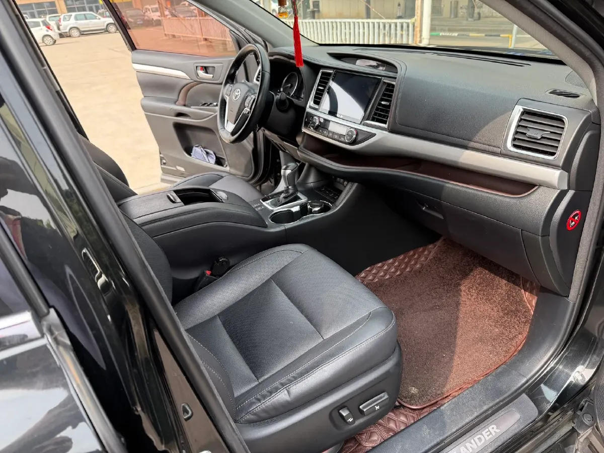 2018 Toyota Highlander 2.0T 220HP L4 6AT,autocango,china used car exporter,china ev exporter,chinese used car exporter,chinese used ev exporter