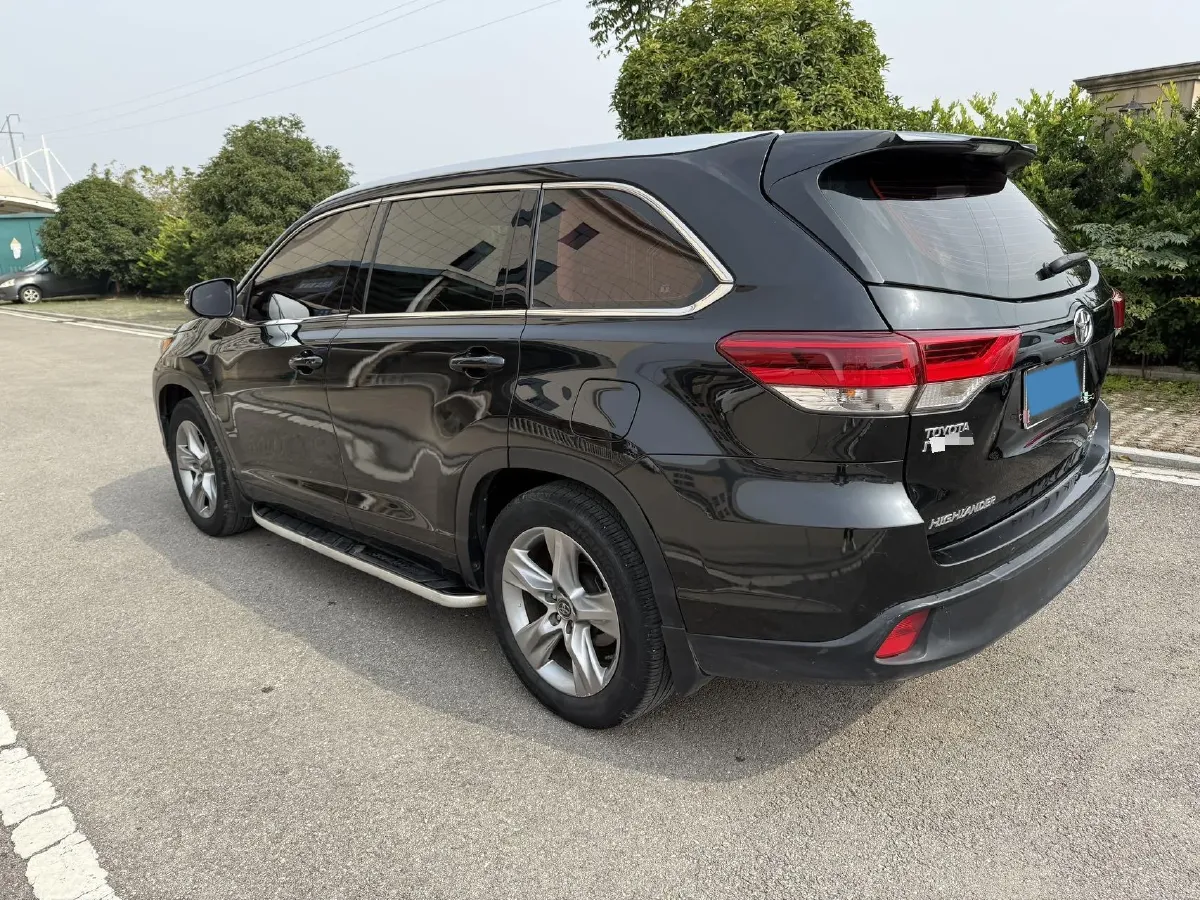 2018 Toyota Highlander 2.0T 220HP L4 6AT,autocango,china used car exporter,china ev exporter,chinese used car exporter,chinese used ev exporter