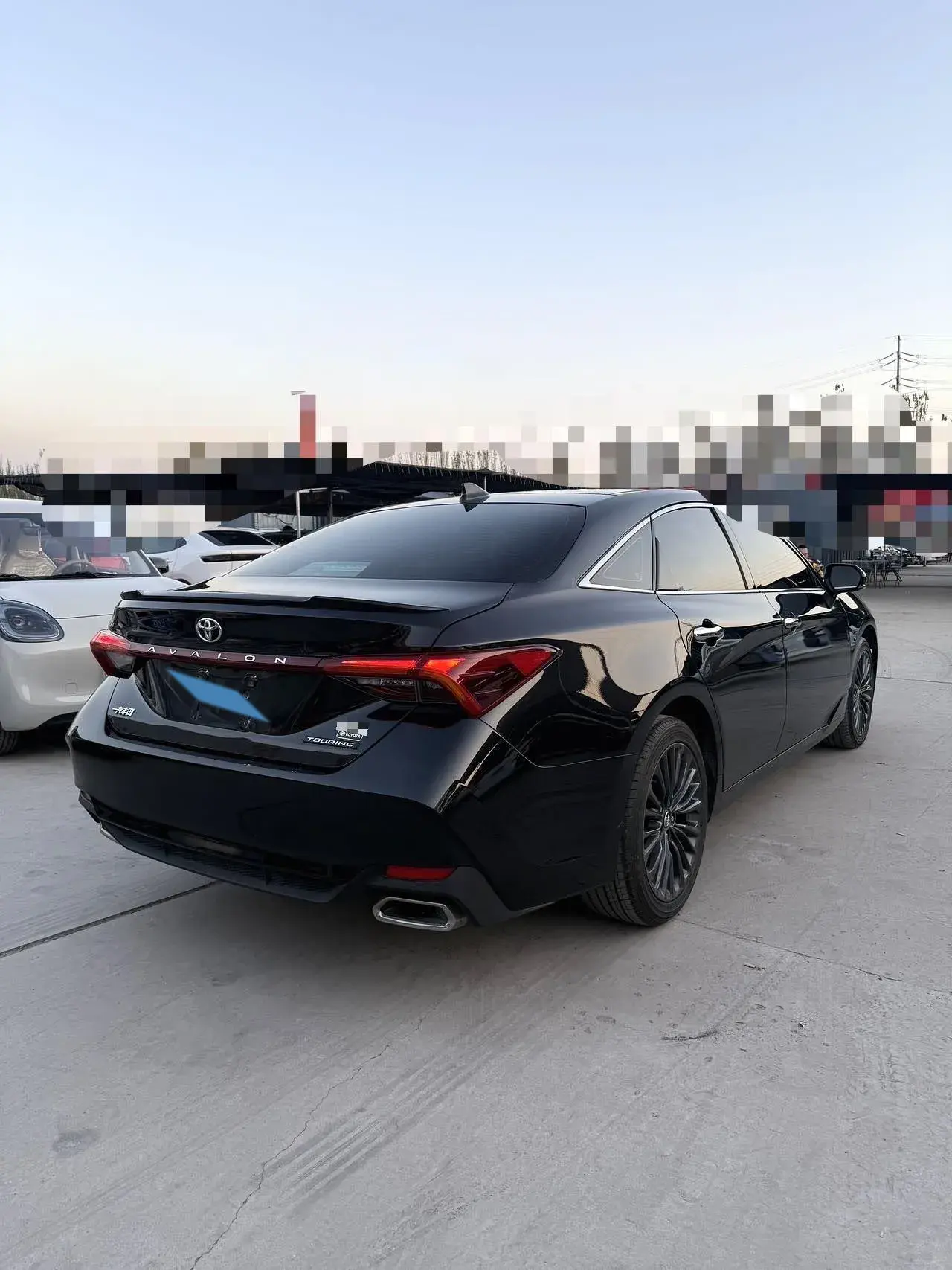 2019 TOYOTA AVALON thumbnail 2