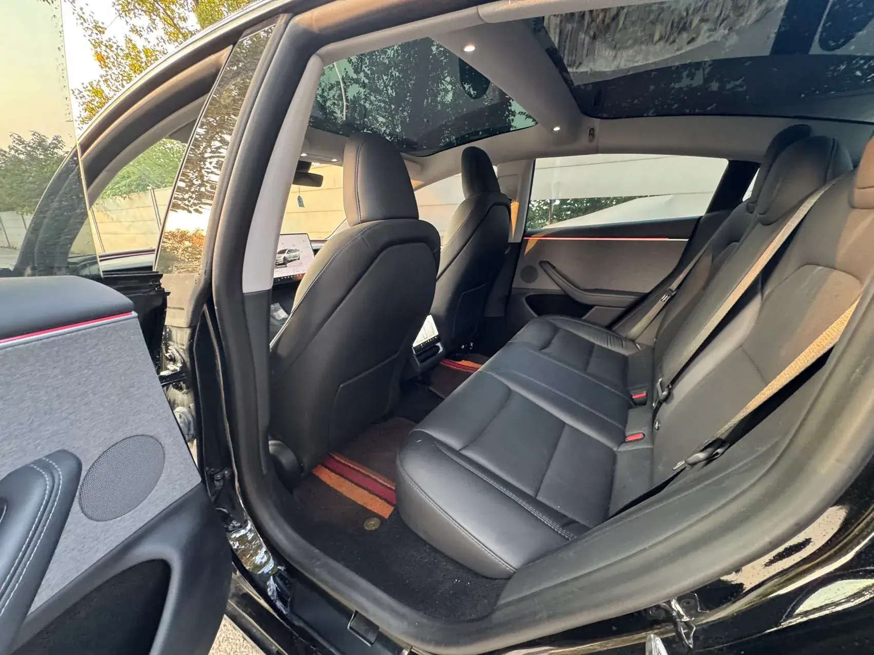 2023 TESLA MODEL thumbnail 4