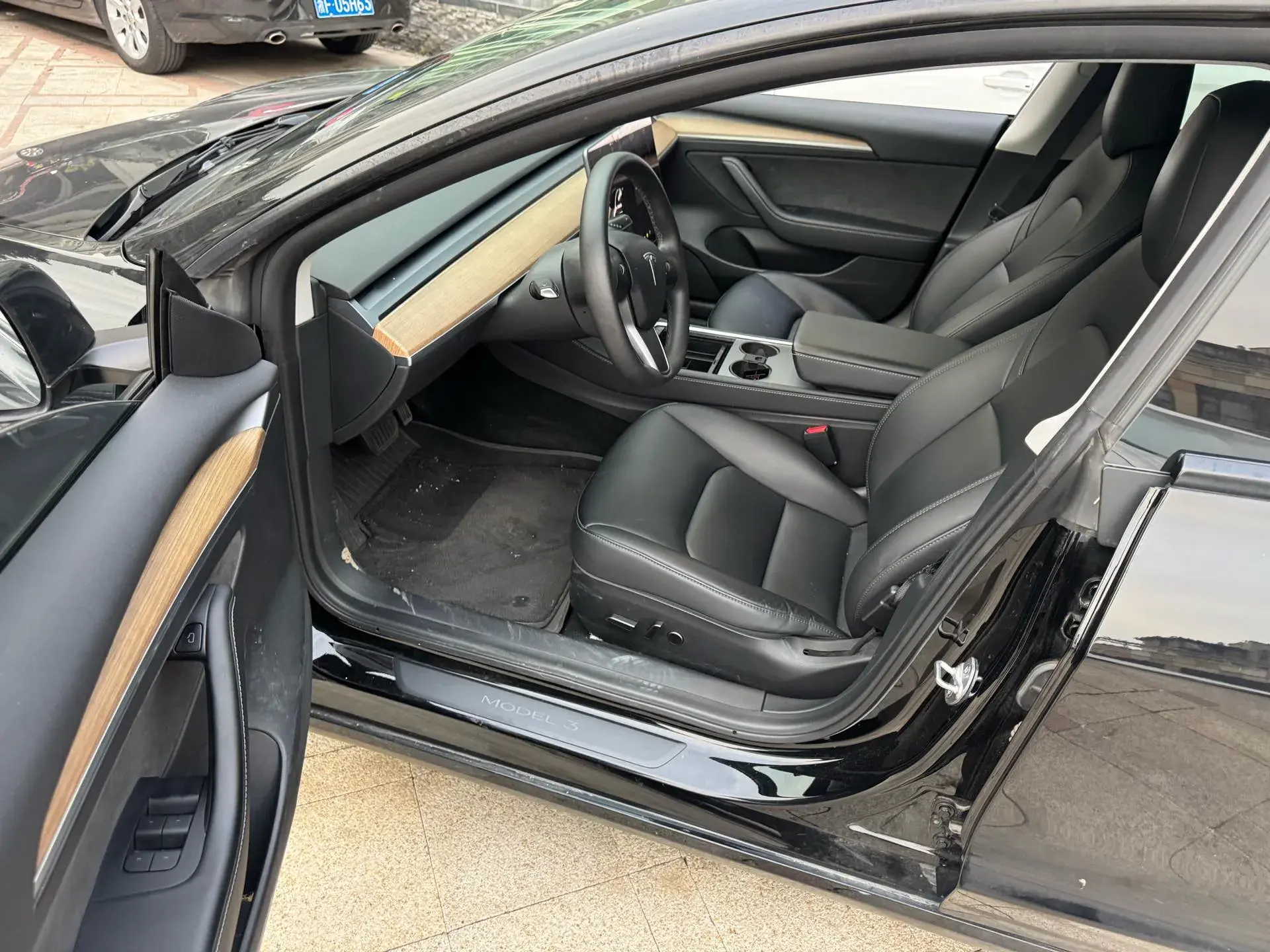 2021 TESLA MODEL thumbnail 3