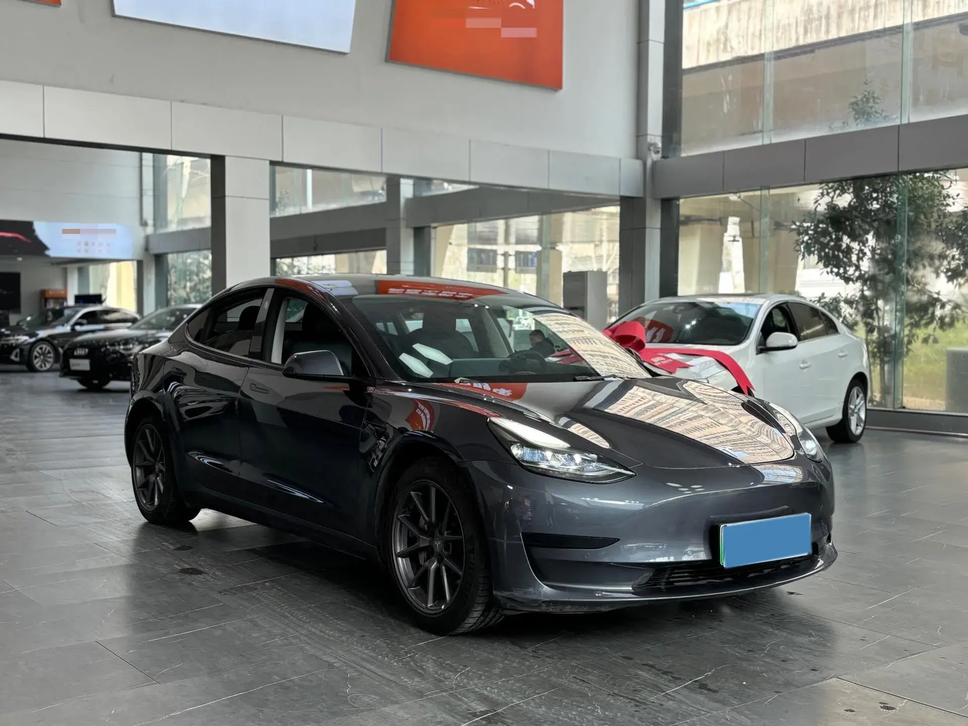 2021 TESLA MODEL thumbnail 3