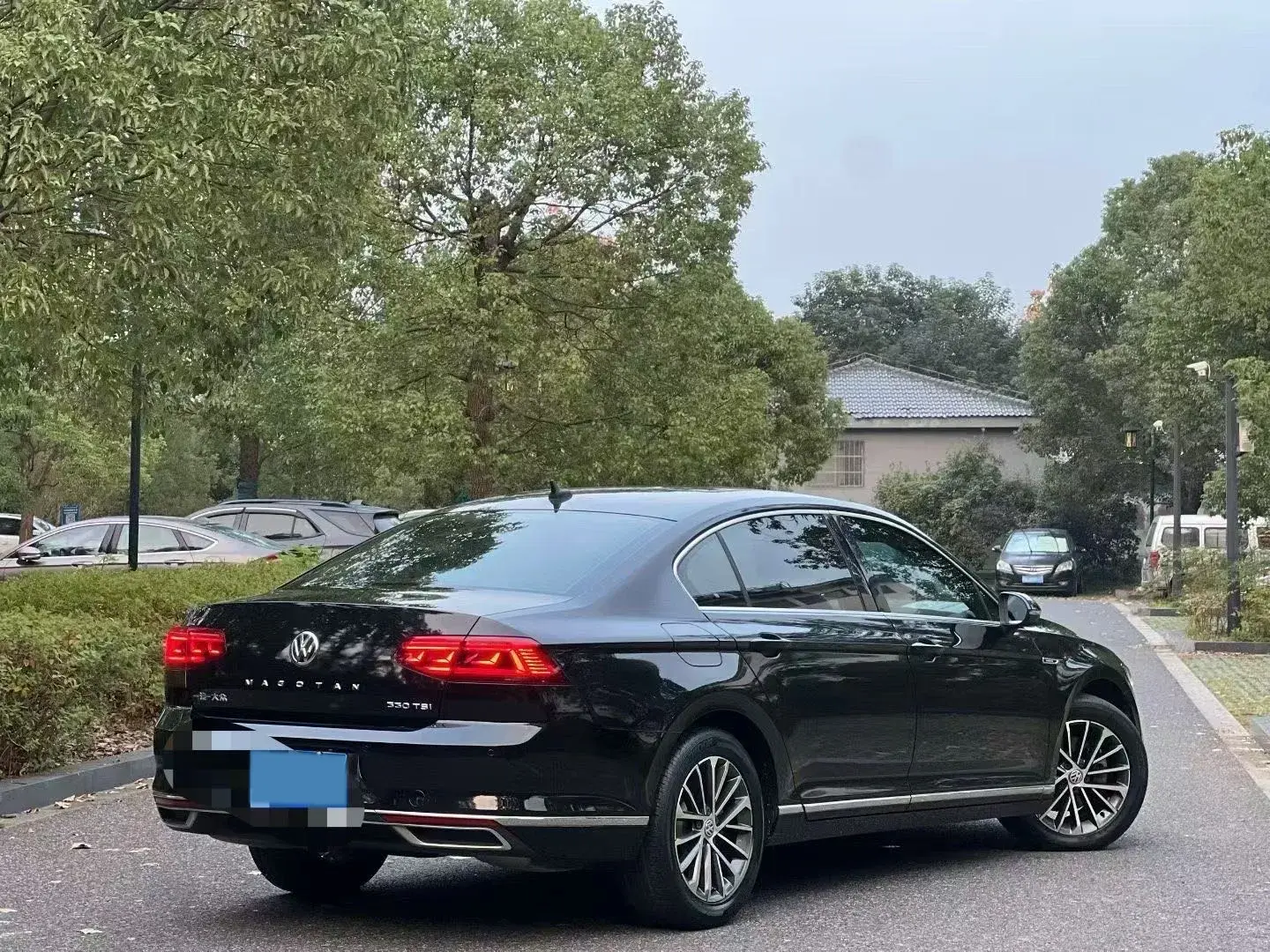 2020 VOLKSWAGEN MAGOTAN thumbnail 4