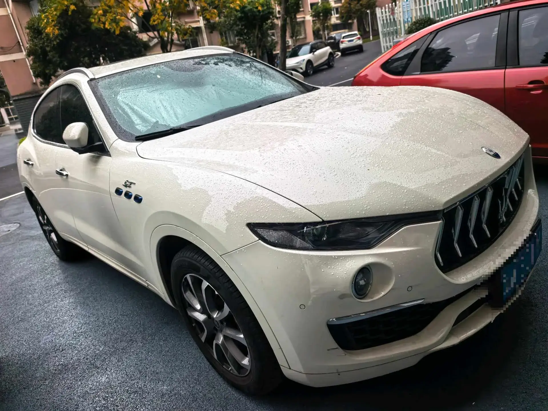 2022 MASERATI LEVANTE thumbnail 2