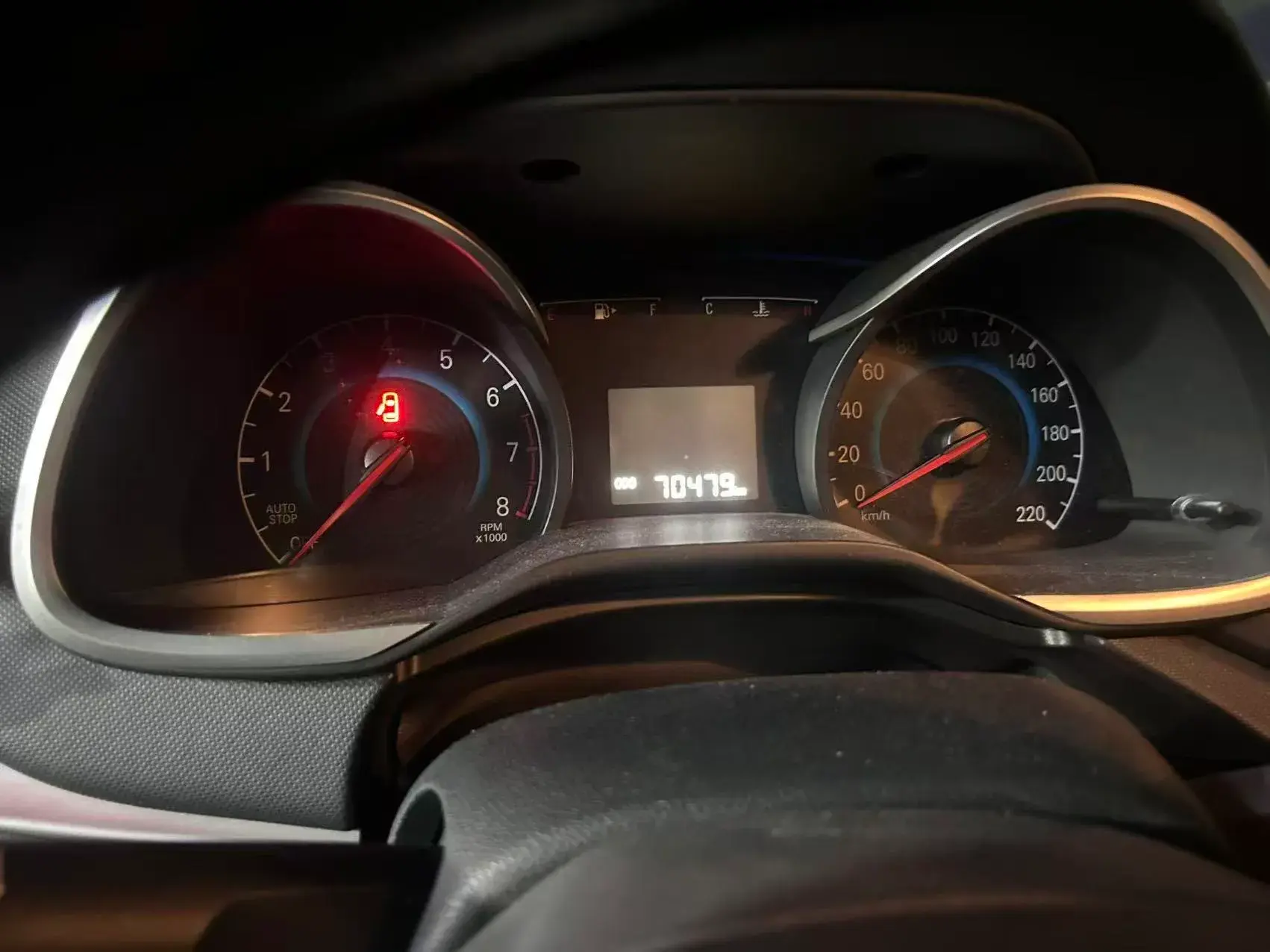 2016 CHEVROLET CAVALIER thumbnail 3