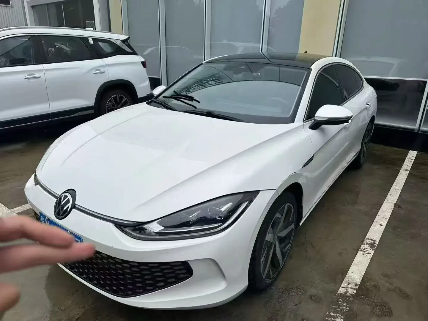 2022 VOLKSWAGEN LAMANDO view 1