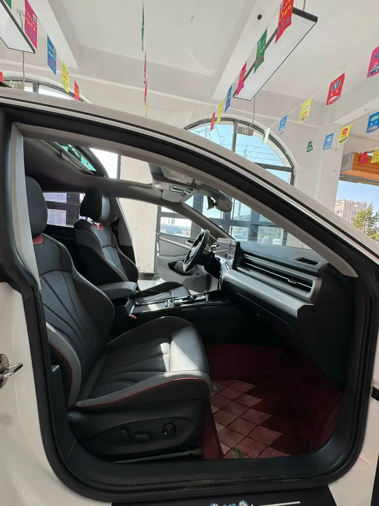 2022 VOLKSWAGEN LAMANDO thumbnail 3