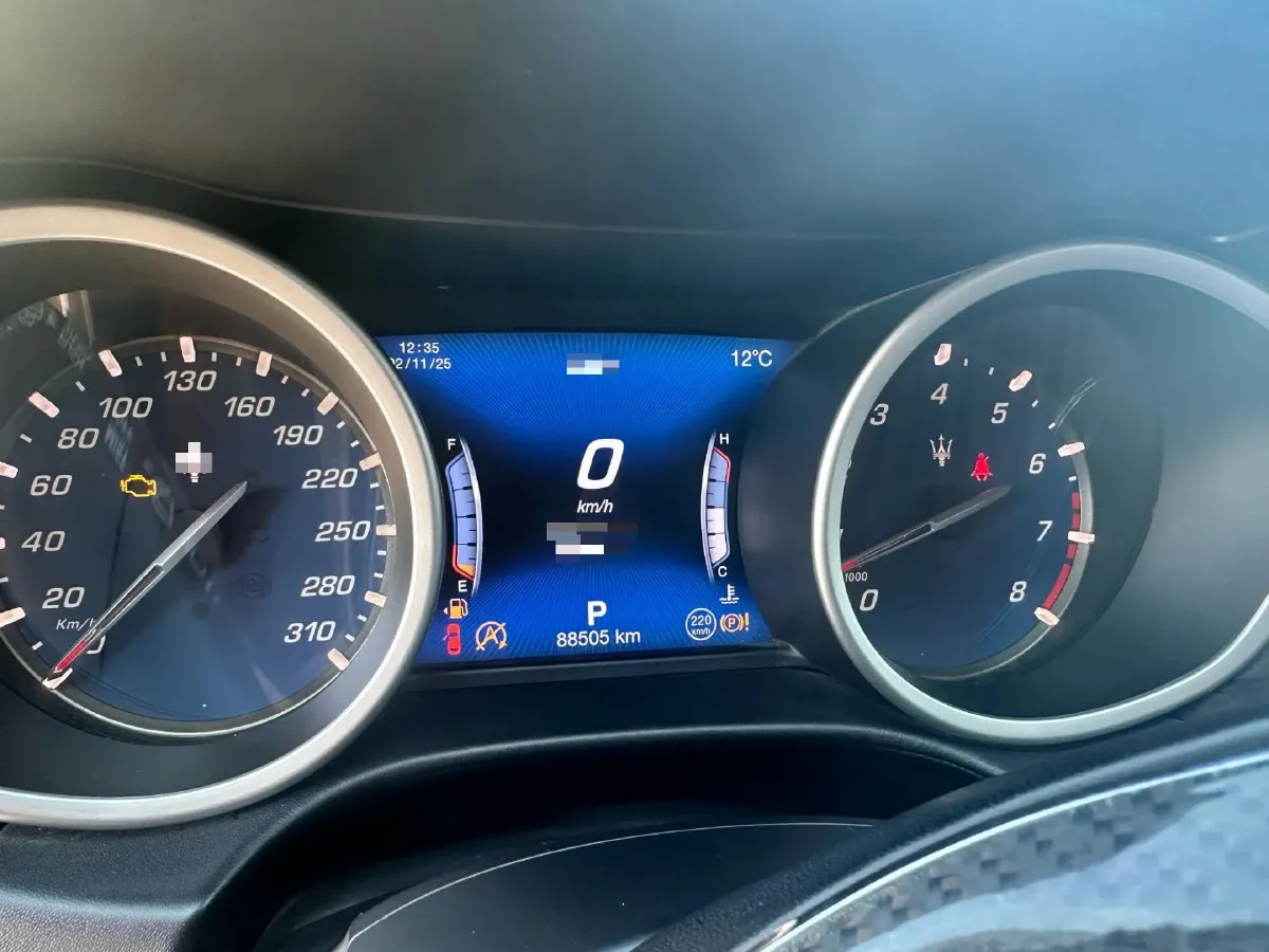 2018 Maserati Ghibli 3.0T 350HP V6 8AT,autocango,china used car exporter,china ev exporter,chinese used car exporter,chinese used ev exporter