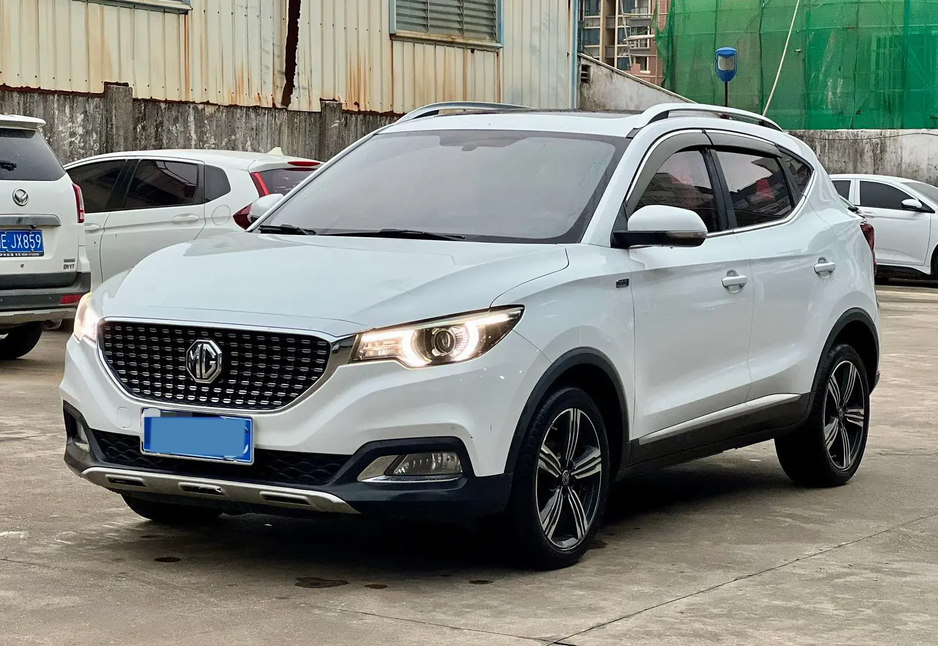 2018 MG ZS view 1