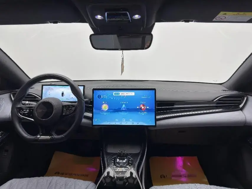 2022 BYD SEAL thumbnail 4