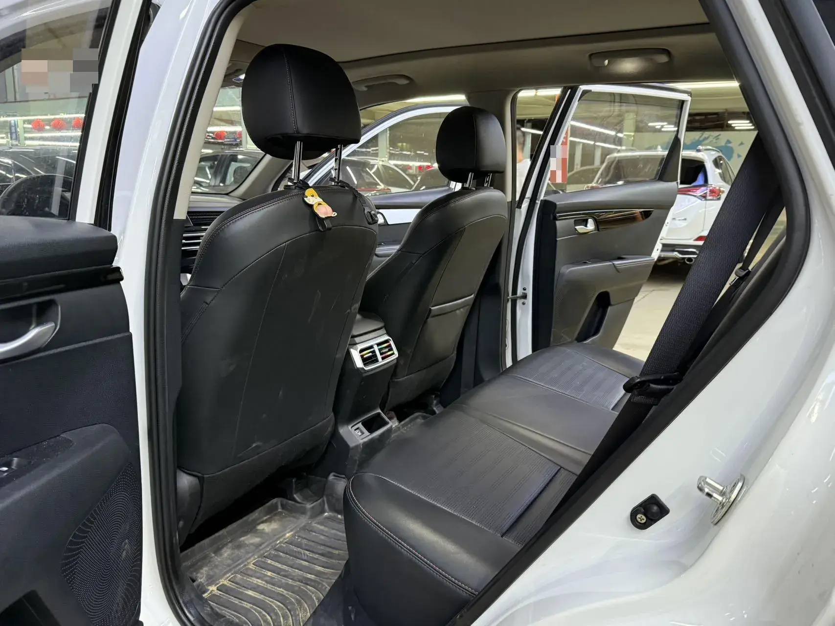 2021 KIA SPORTAGE thumbnail 4